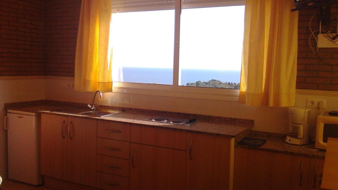 Apartamentos Famara Lloret de Mar Luaran gambar
