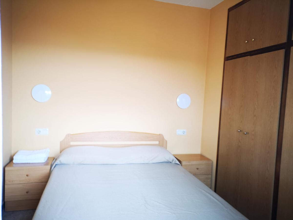Apartamentos Famara Lloret de Mar Luaran gambar