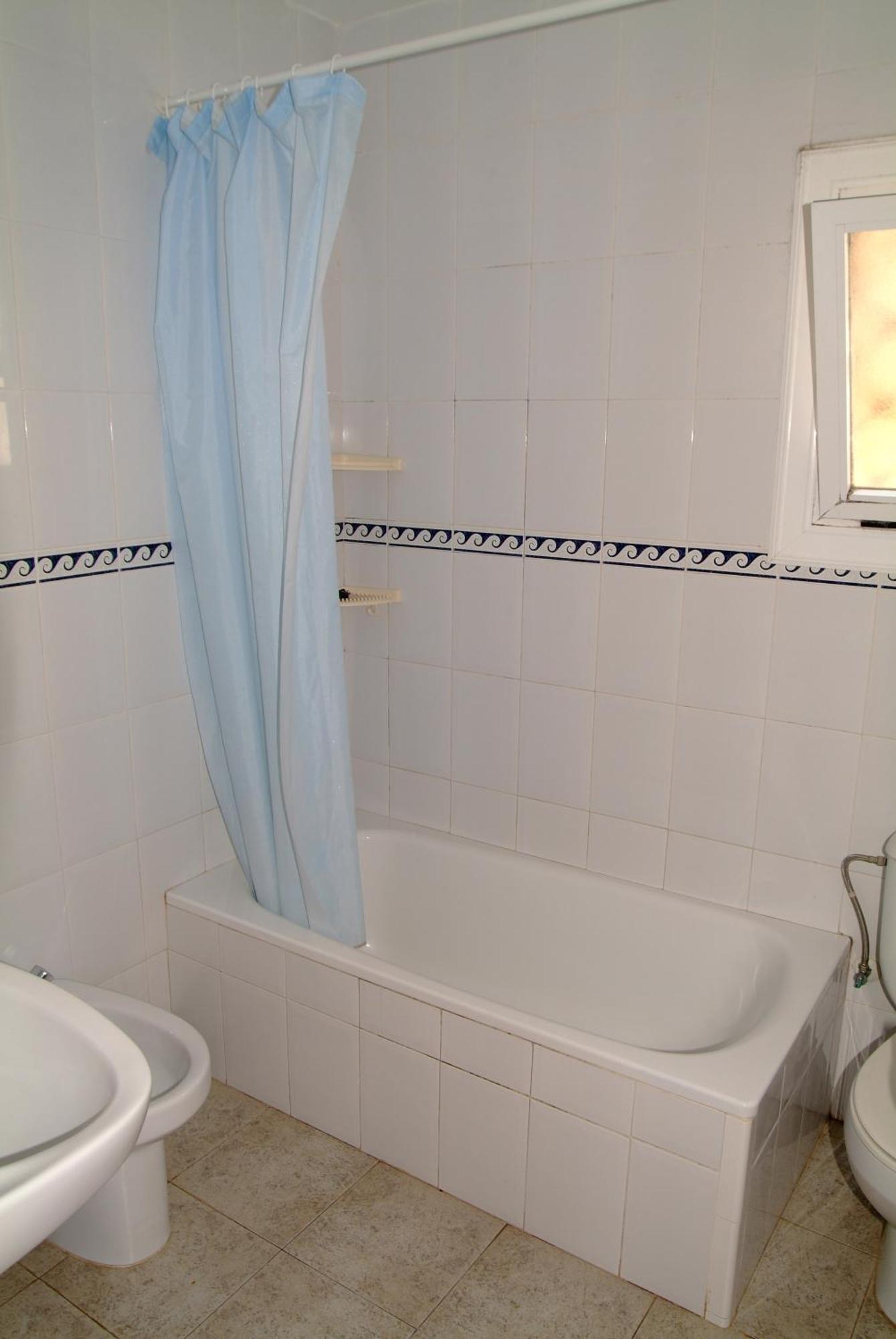 Apartamentos Famara Lloret de Mar Luaran gambar