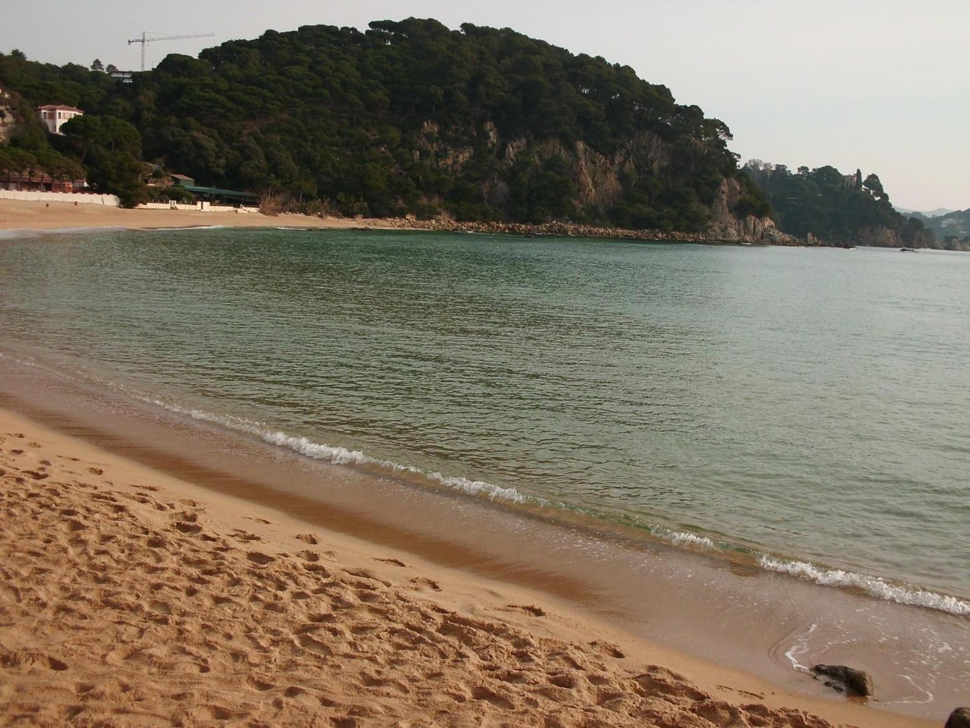 Apartamentos Famara Lloret de Mar Luaran gambar