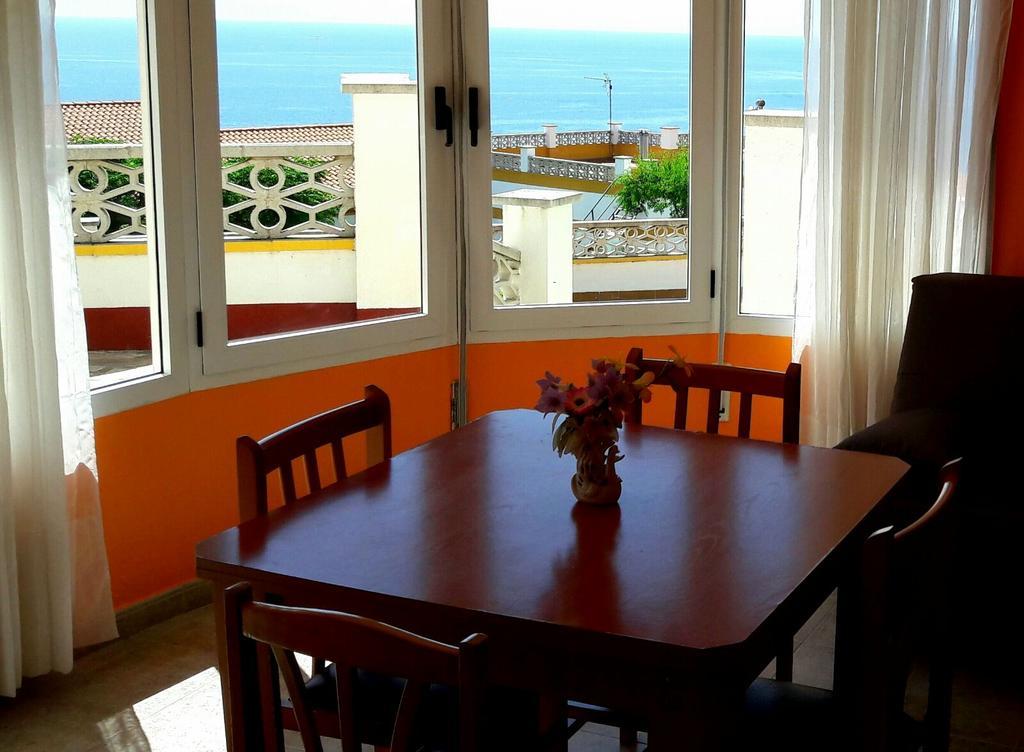 Apartamentos Famara Lloret de Mar Luaran gambar