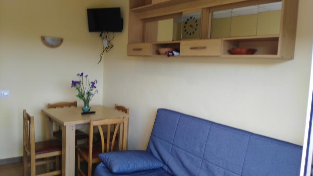 Apartamentos Famara Lloret de Mar Luaran gambar