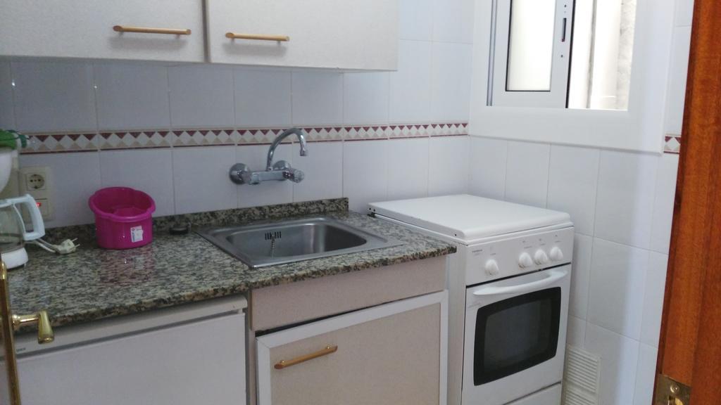Apartamentos Famara Lloret de Mar Luaran gambar