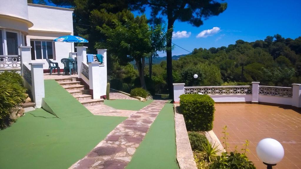 Apartamentos Famara Lloret de Mar Luaran gambar